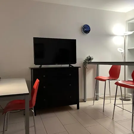 Apartment Wohnen Auf Zeit - Gemütliches By Rabe, Gym, Parkplatz, Smart-tv, Netflix *