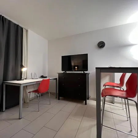 Wohnen Auf Zeit - Gemütliches By Rabe, Gym, Parkplatz, Smart-tv, Netflix Apartment *